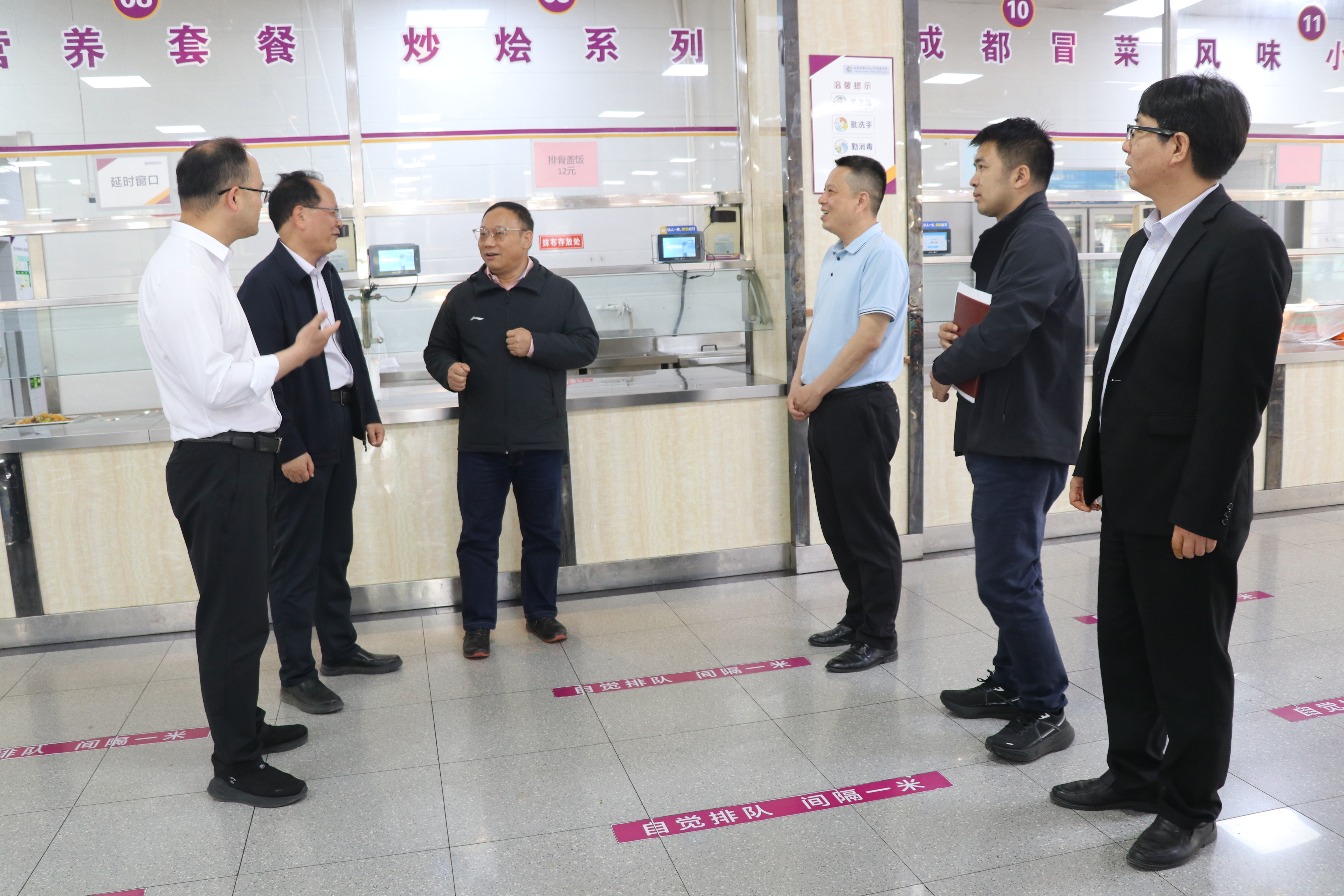 大学副校长张海成莅临我校检查指导校园安全工作